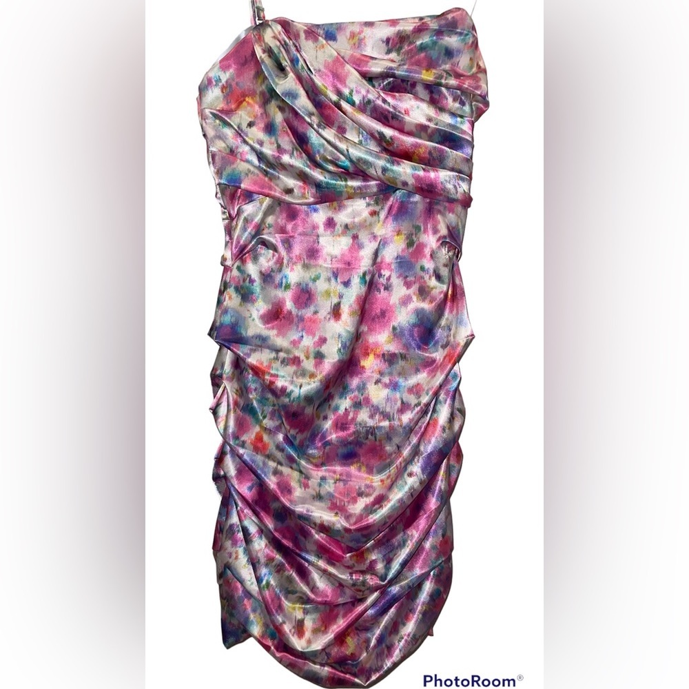 Le chateau pink, multi color, wedding, party, event, strapless/one hand…